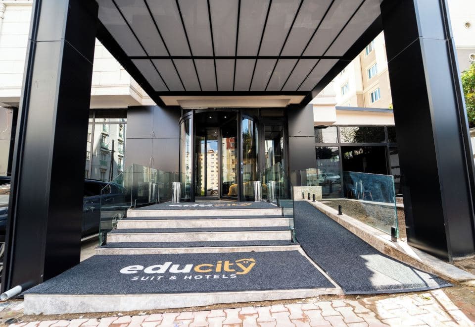 Educity Suites & Hotel Ataşehir-resim-0