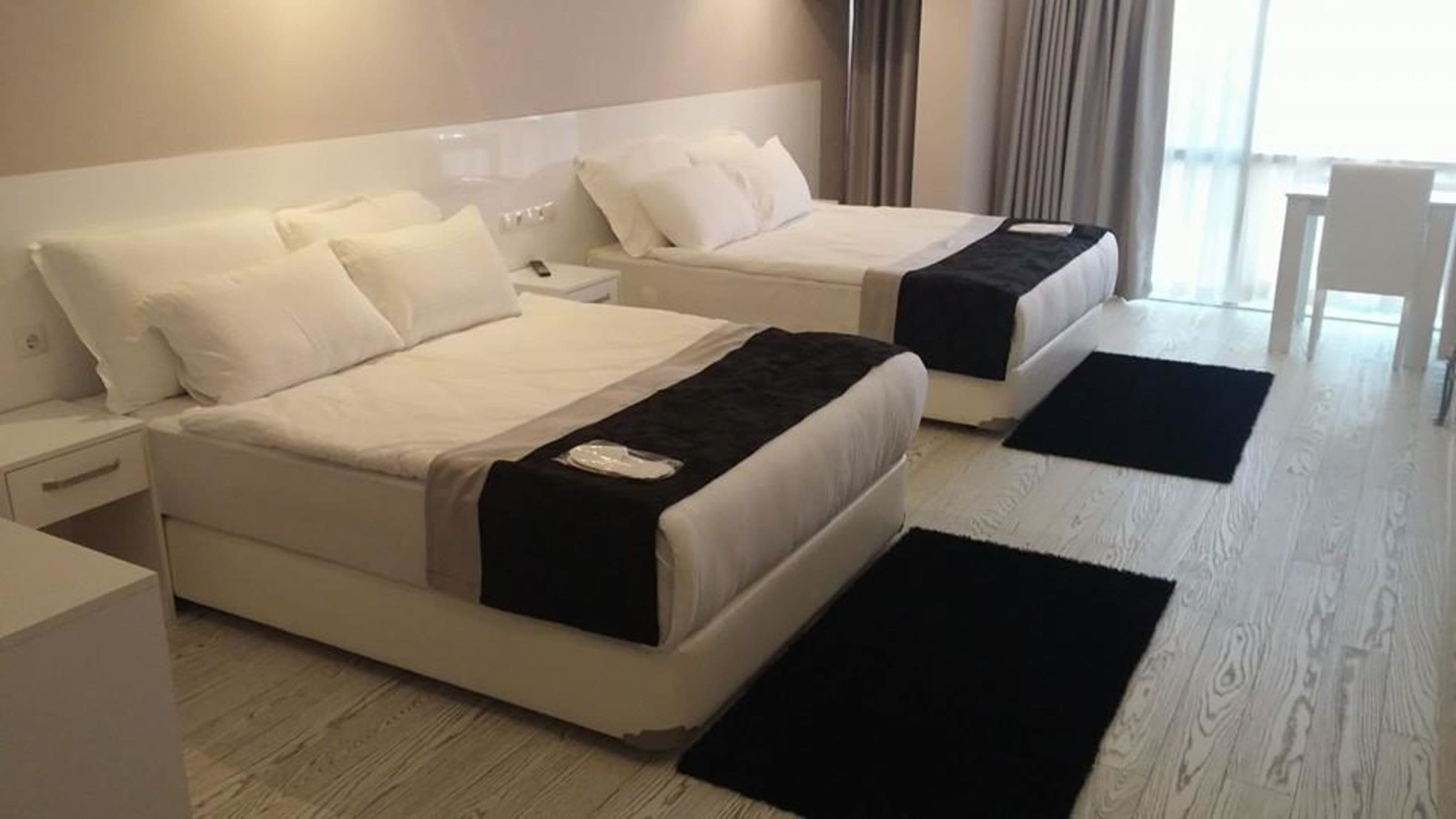 Kremon Hotel-resim-1