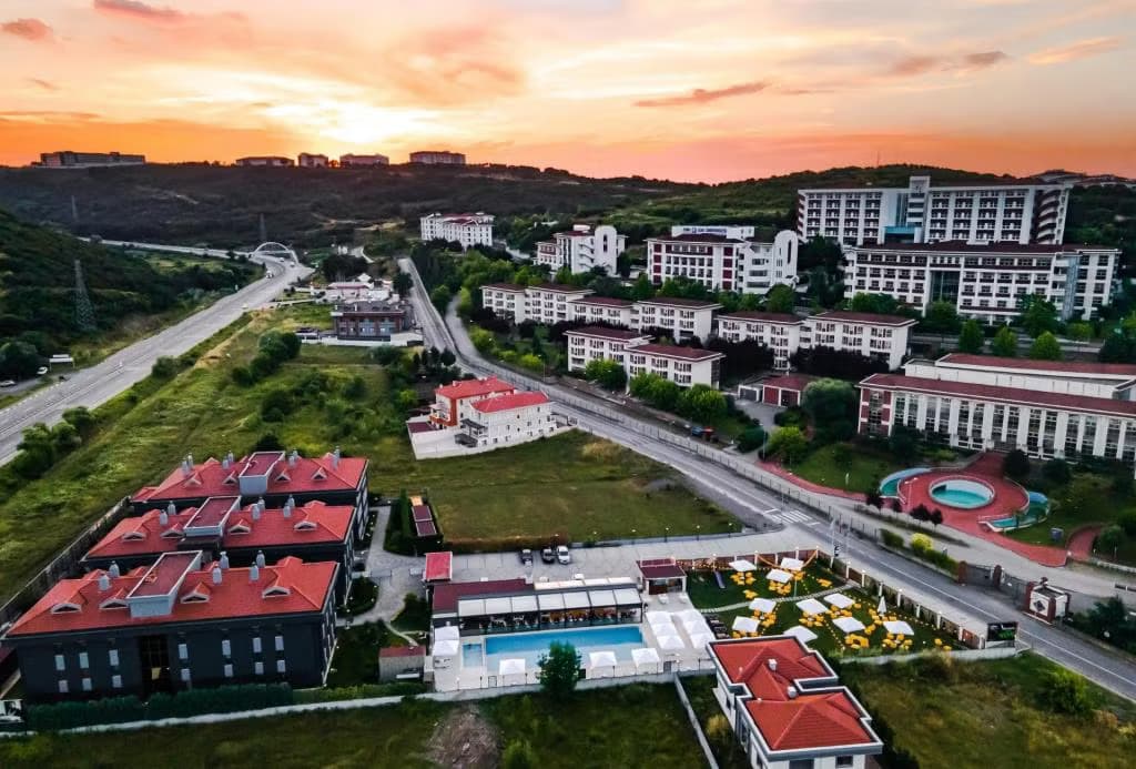 Uçar Royal Hotel ve Konferans Salonu-resim-0
