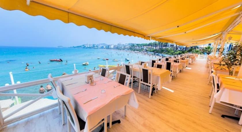 Martı Beach Hotel-resim-2