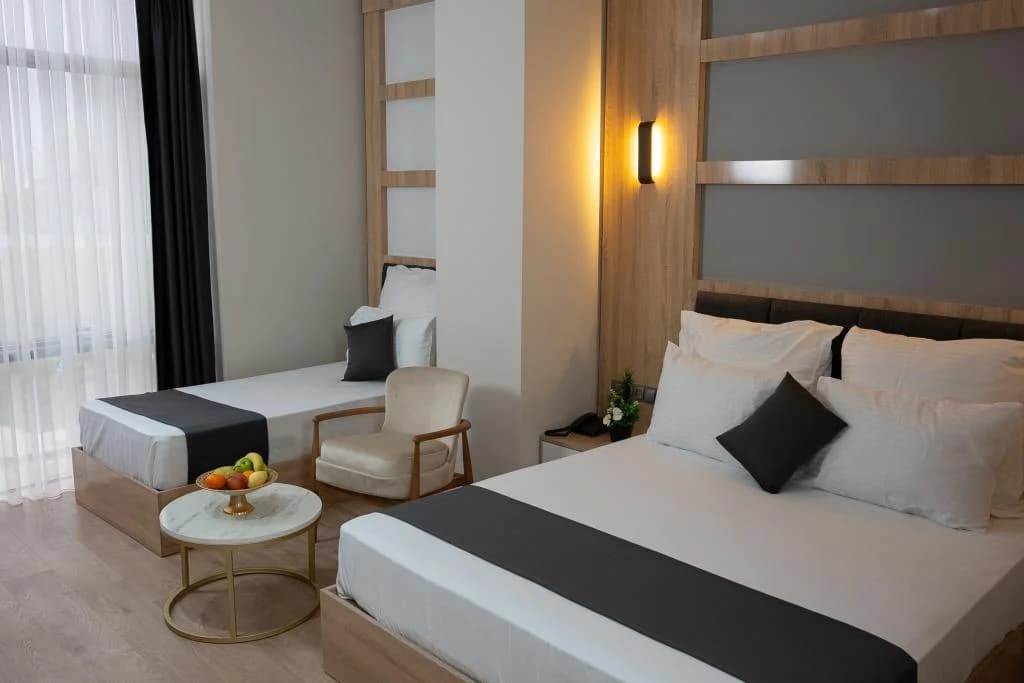 Golden River Hotel By Continent-resim-2