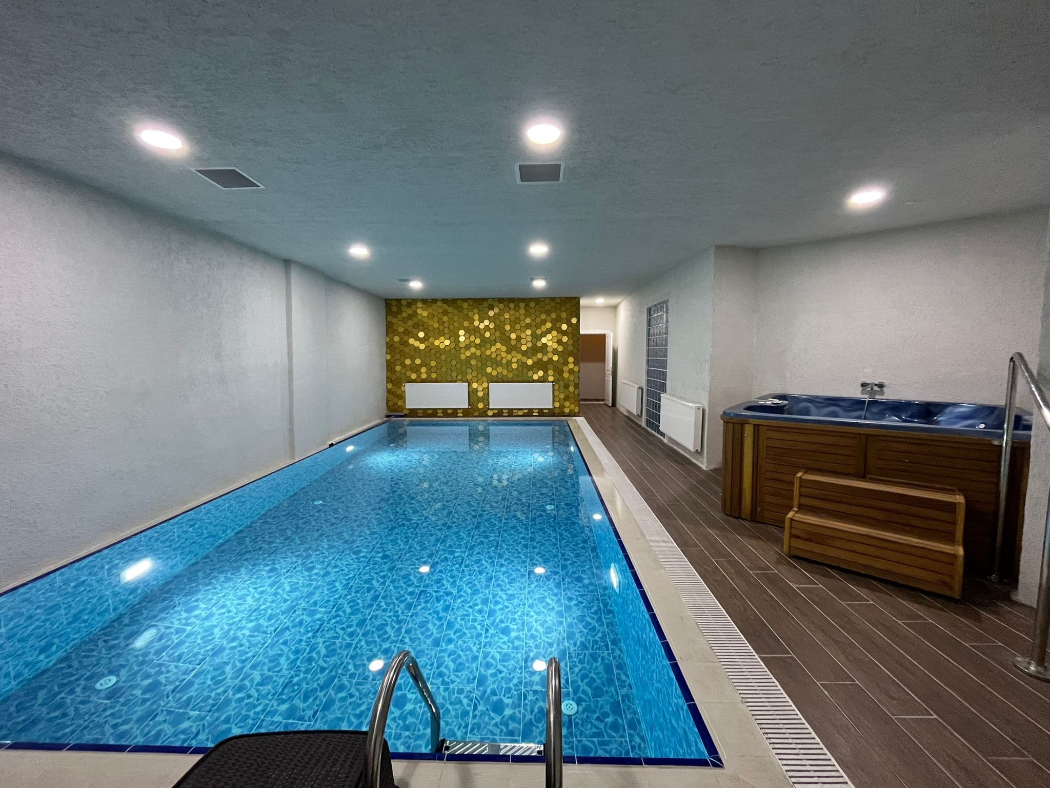 Crystal Snow Butik Hotel-resim-2