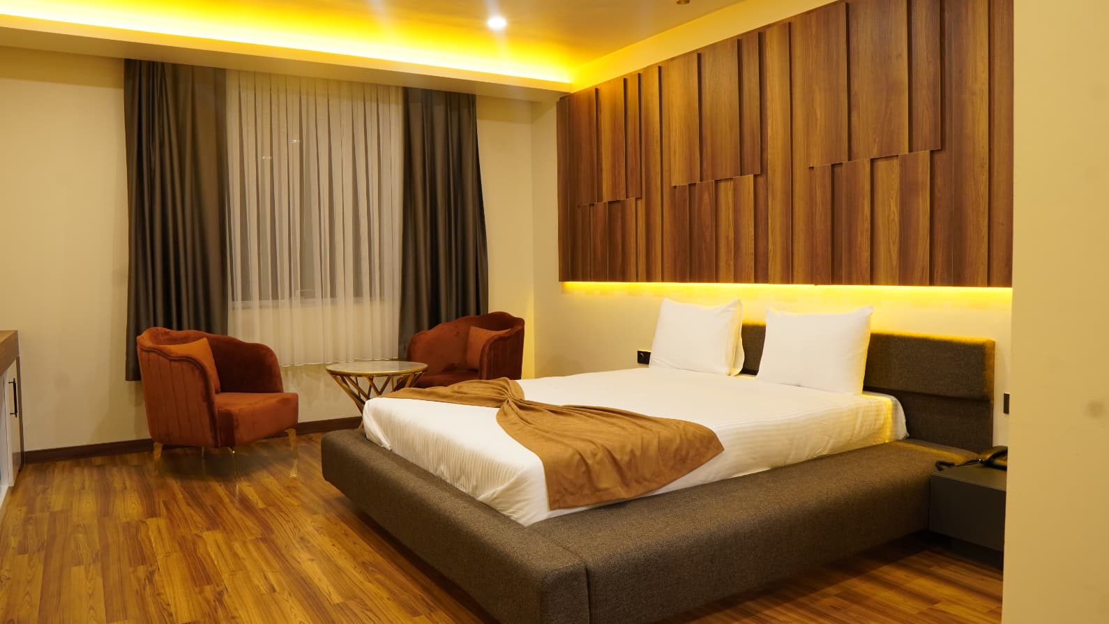 Amber Palace Hotel-resim-1