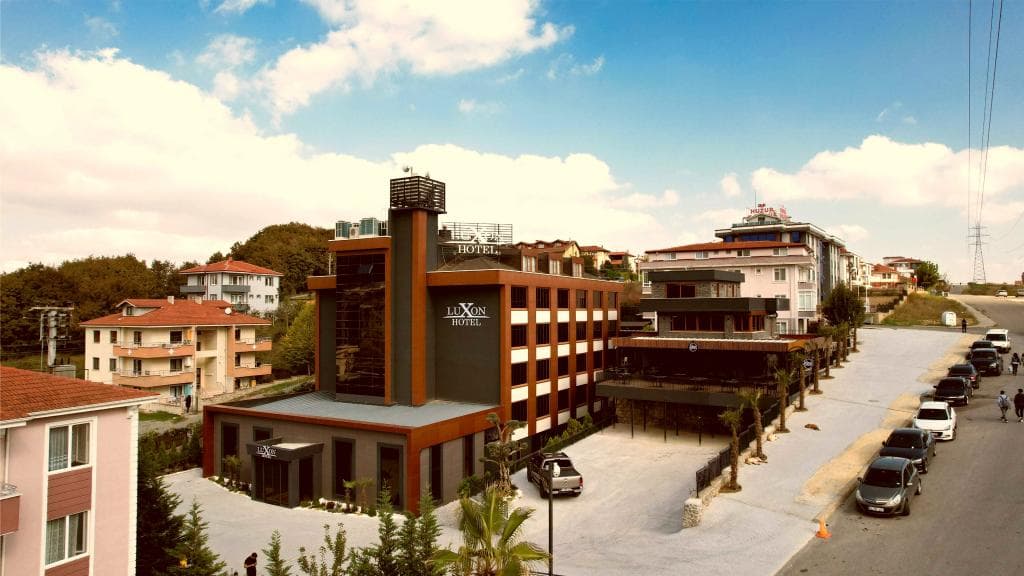 Luxon Hotel-resim-0