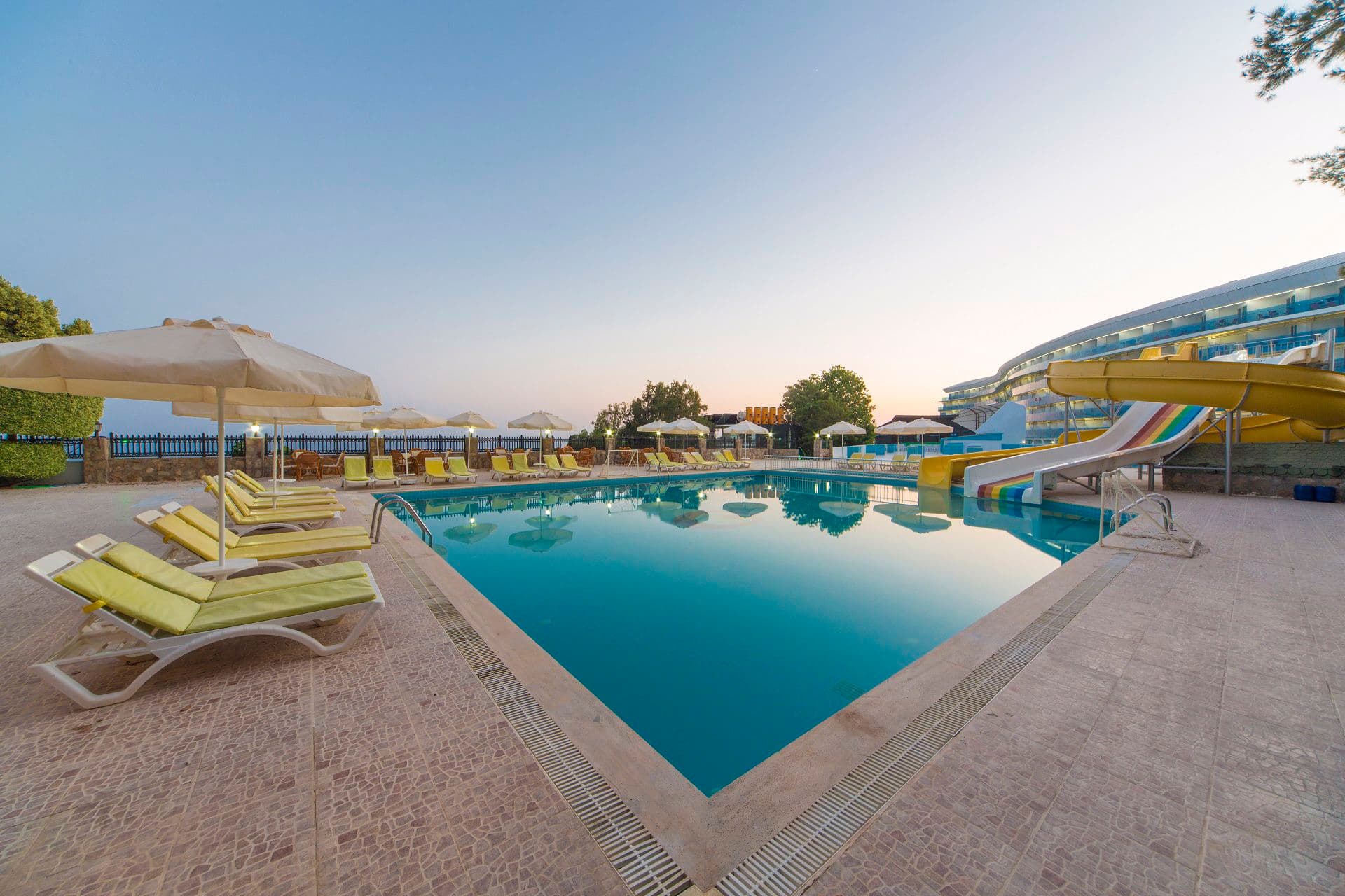 Club Sun Paradise Hotel-resim-3