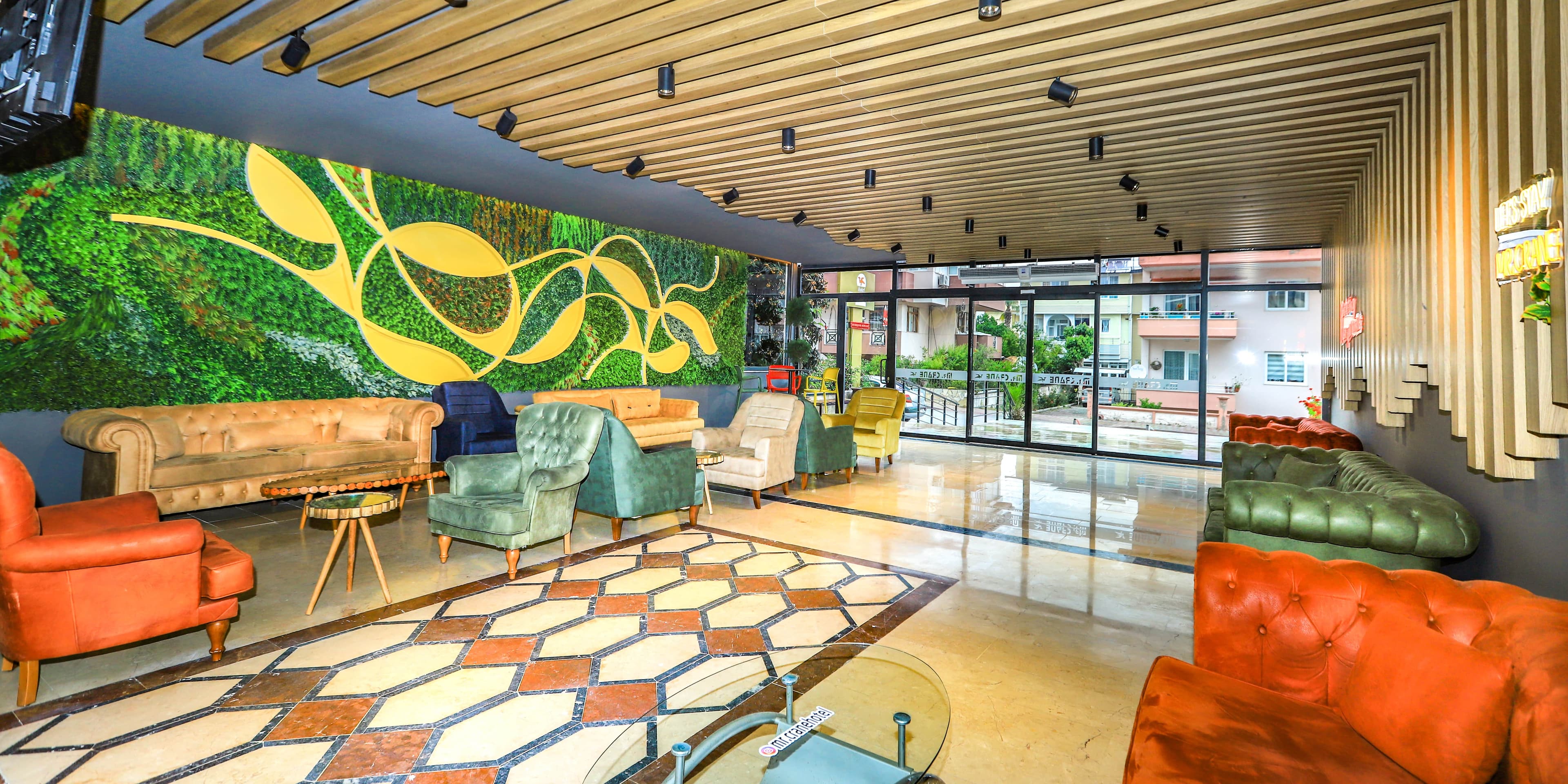 Mr. Crane Hotel-resim-4