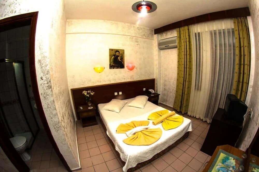 Latino Hotel-resim-2