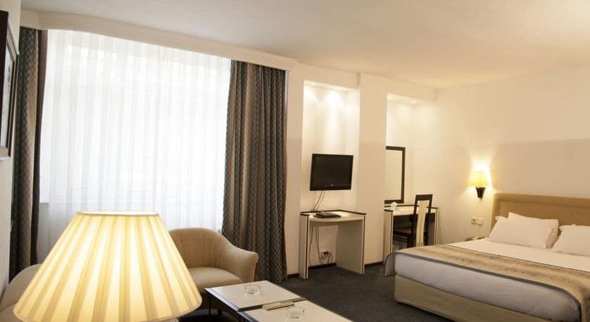 King Hotel Güvenlik-resim-3