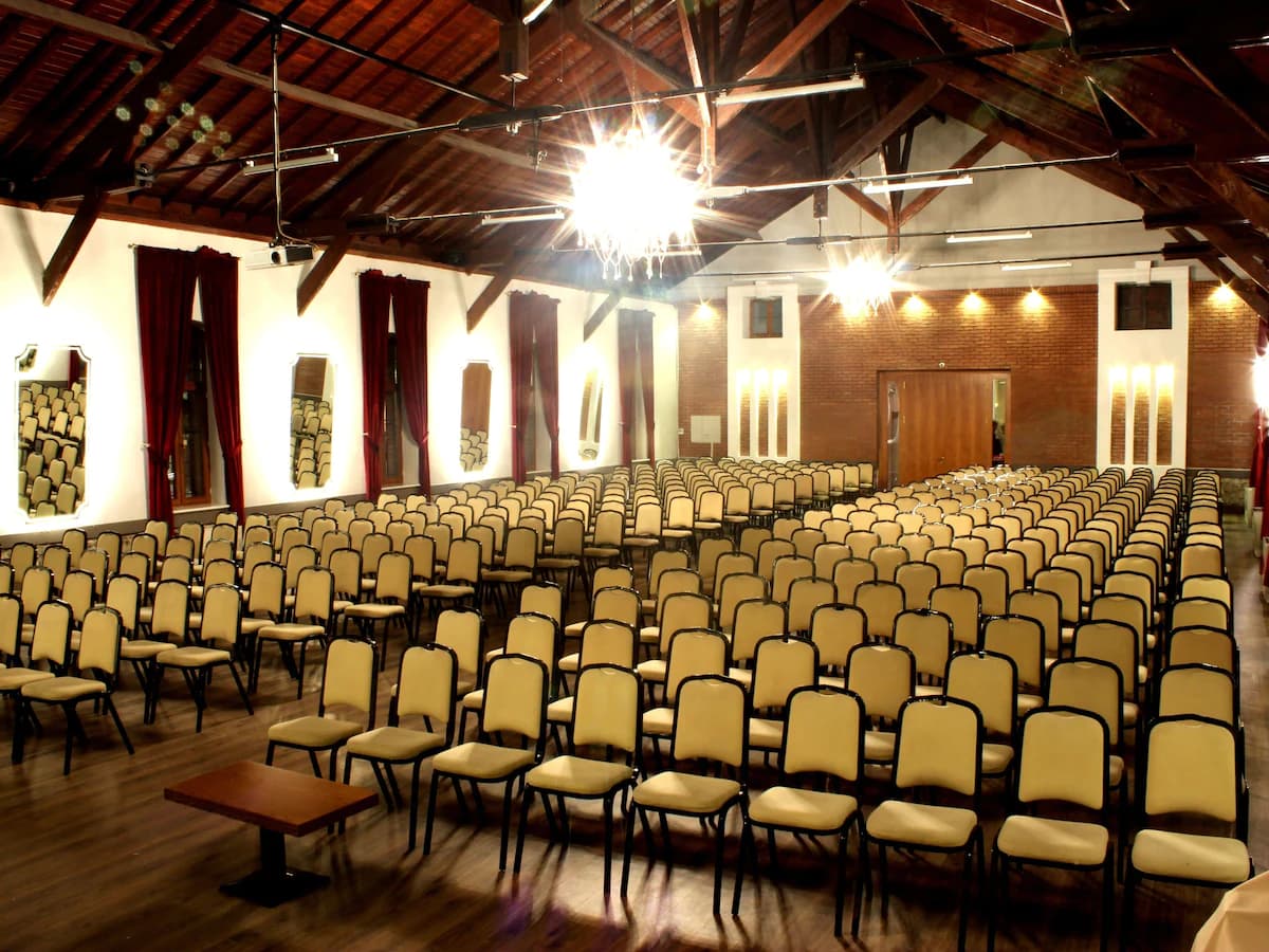 Montania Special Class Hotel-resim-3