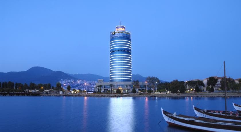 Wyndham Grand İzmir Özdilek Thermal & Spa-resim-0