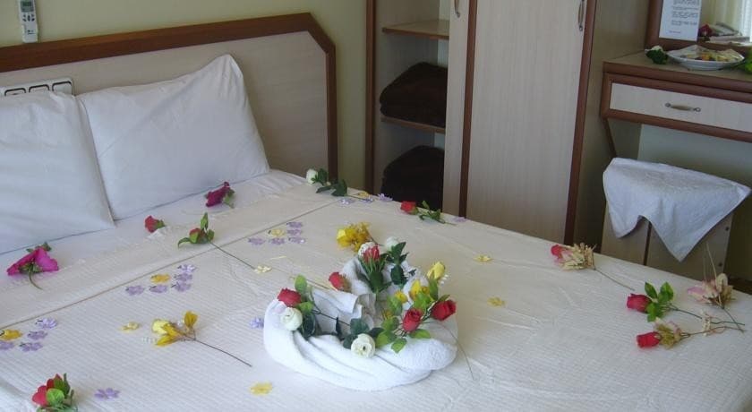 Şirin Villa Hotel Çeşme-resim-1