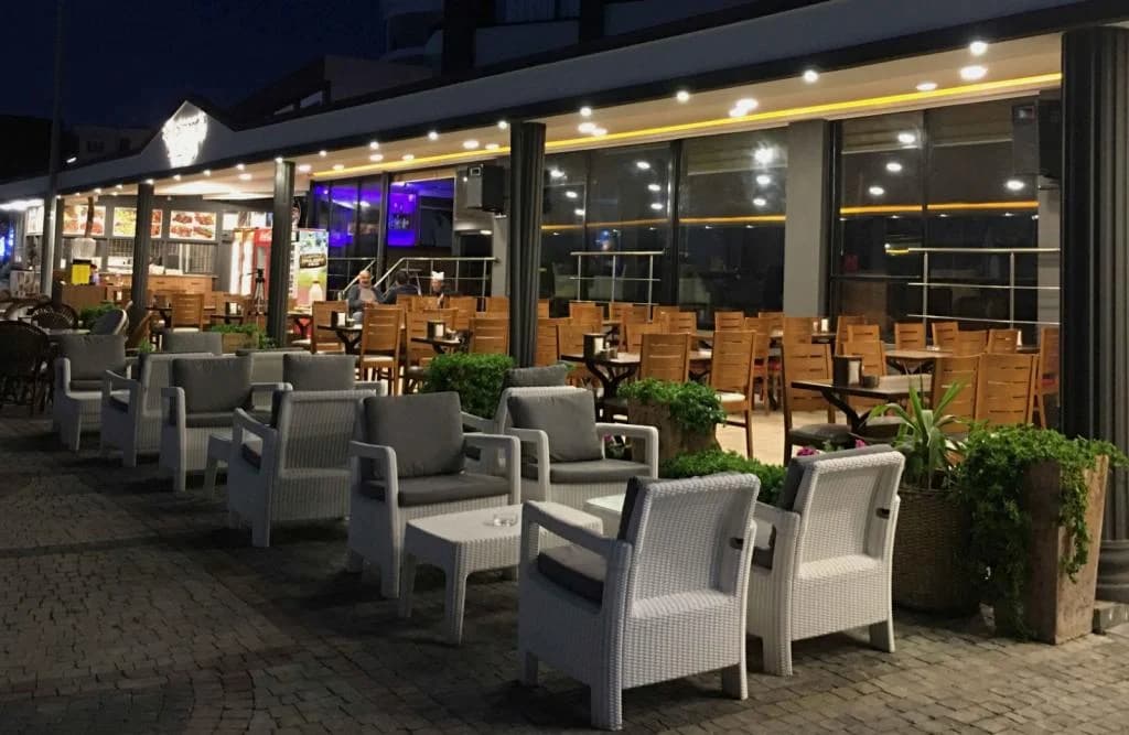 Sunday Beach Hotel-resim-2