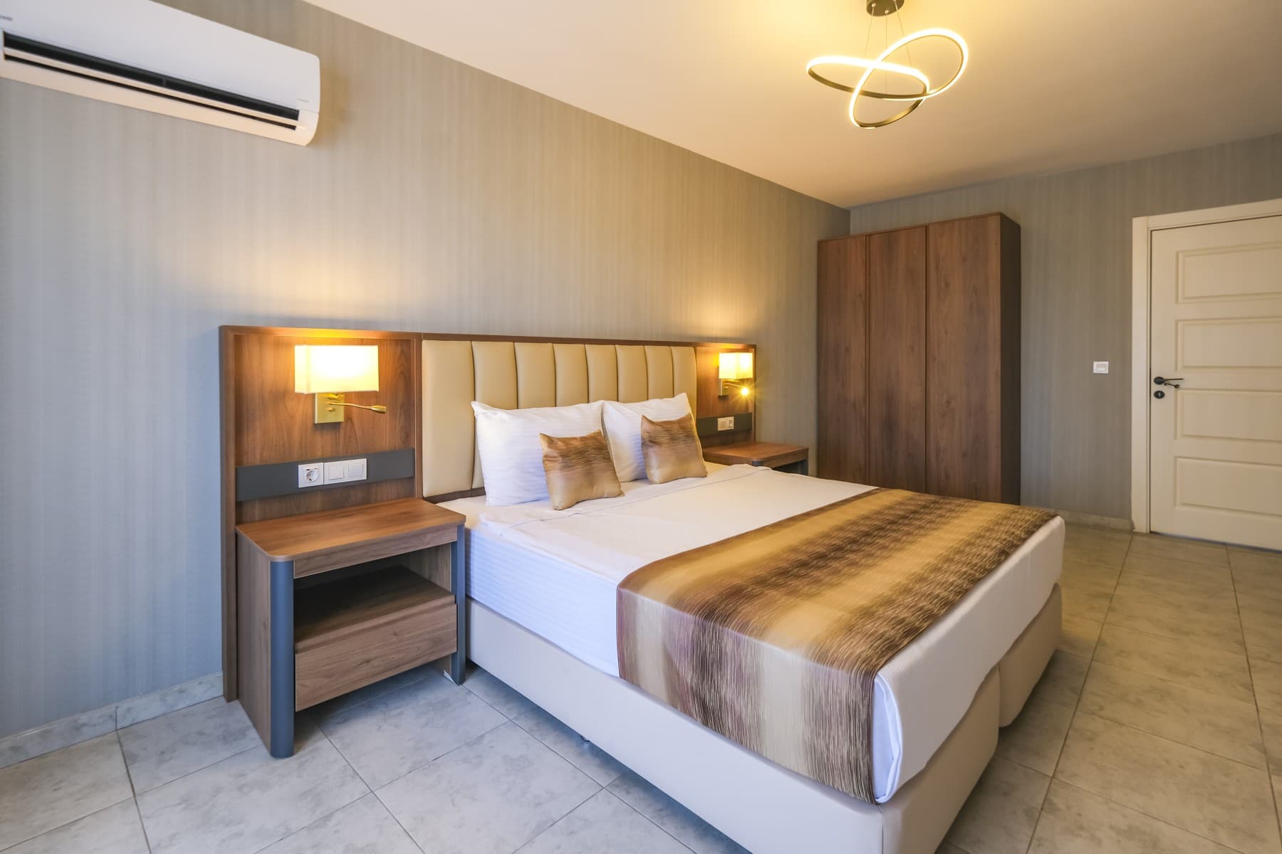 Days Inn By Wyndham Alanya-resim-1