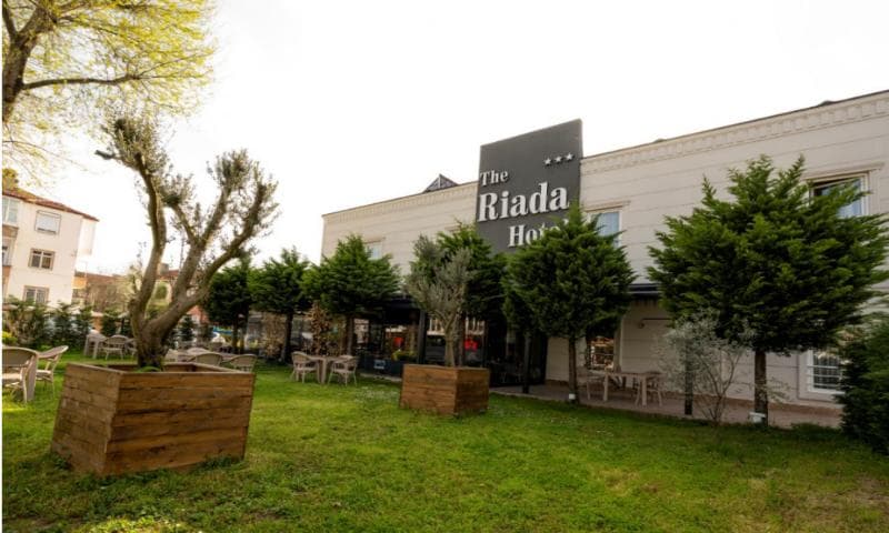 The Riada Hotel-resim-0