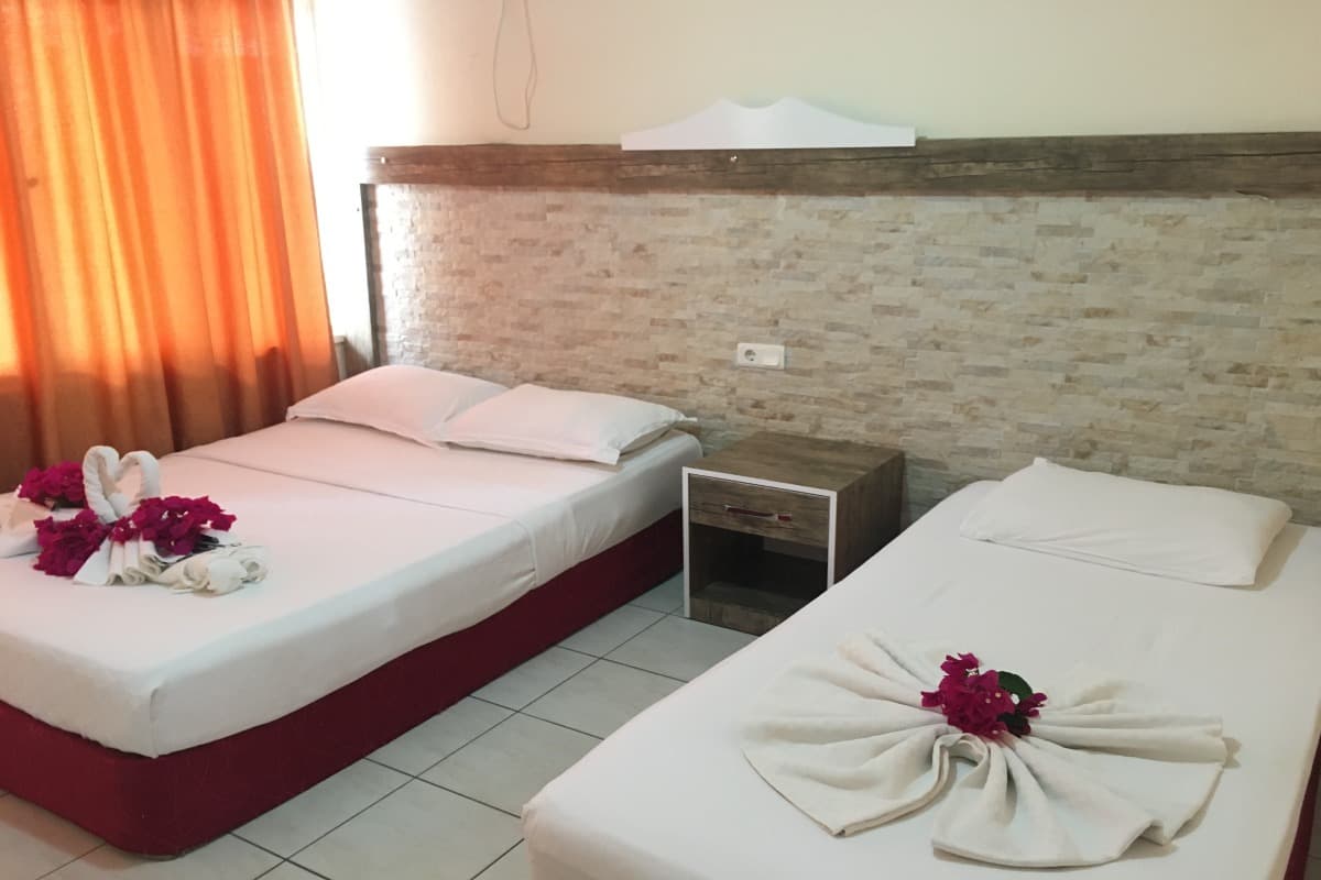 Livane Beach Otel-resim-1