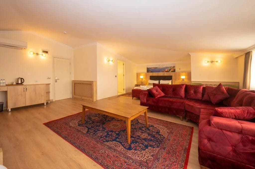 Porta Romanos Hotel & Restaurant-resim-3