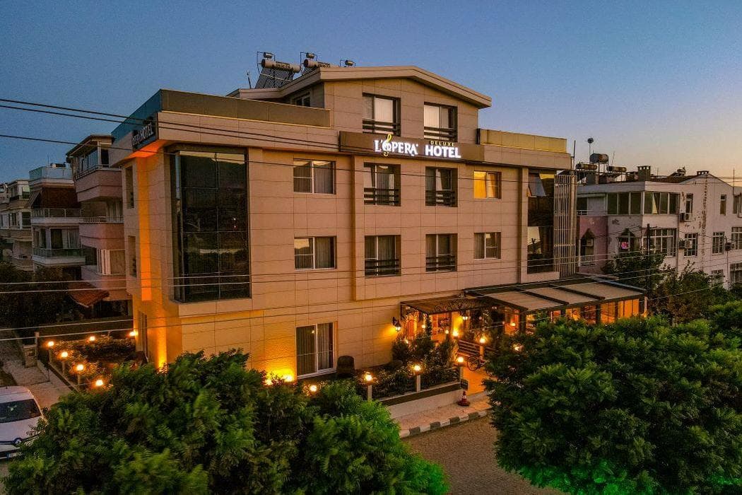 Lopera Deluxe Hotel-resim-0