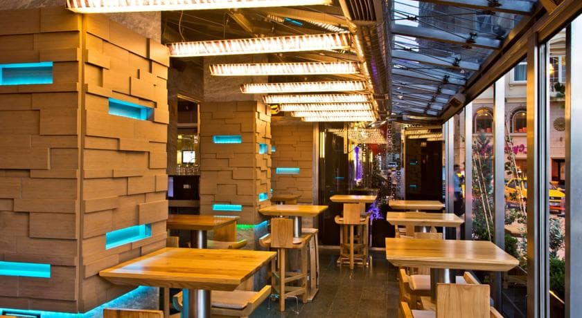 Ramada By Wyndham Istanbul Pera-resim-3