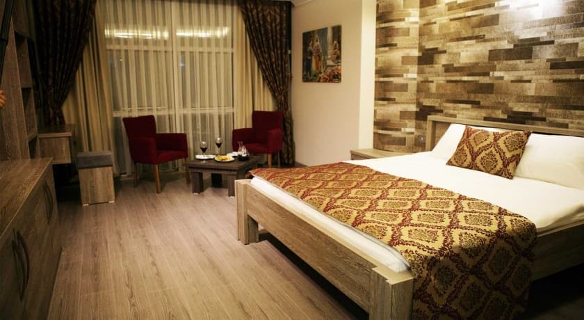 Rey Manes Hotel-resim-1