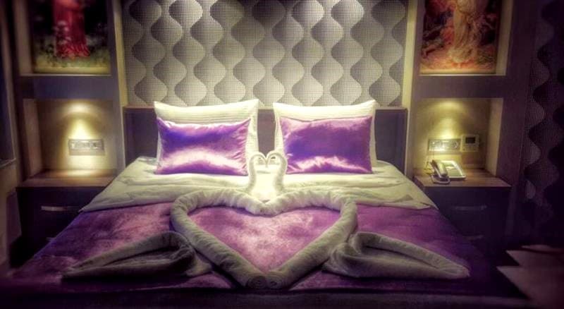 Rey Manes Hotel-resim-4