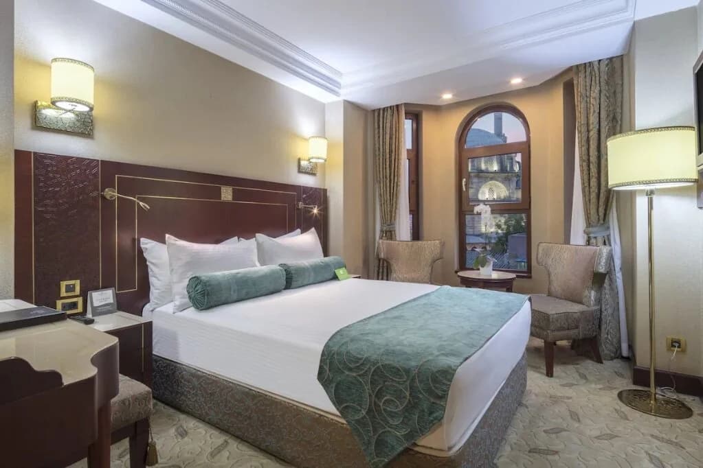 Crowne Plaza İstanbul Old City-resim-1