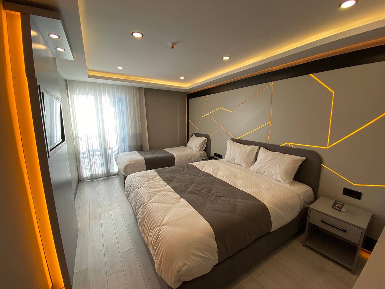 White Corner Hotel-resim-4