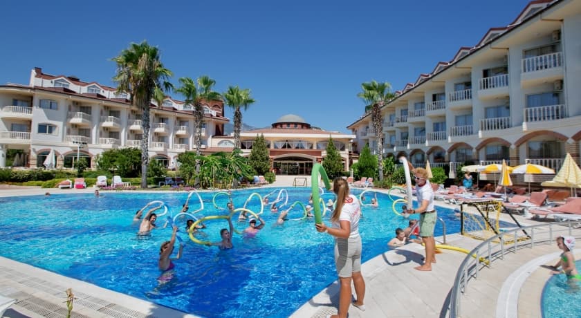 Larissa Sultans Beach-resim-6