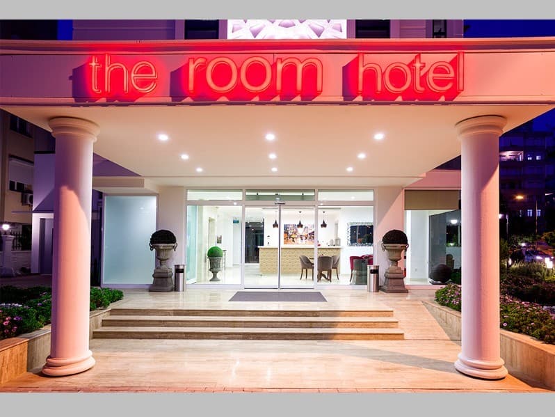 The Room Hotel & Apartments-resim-0