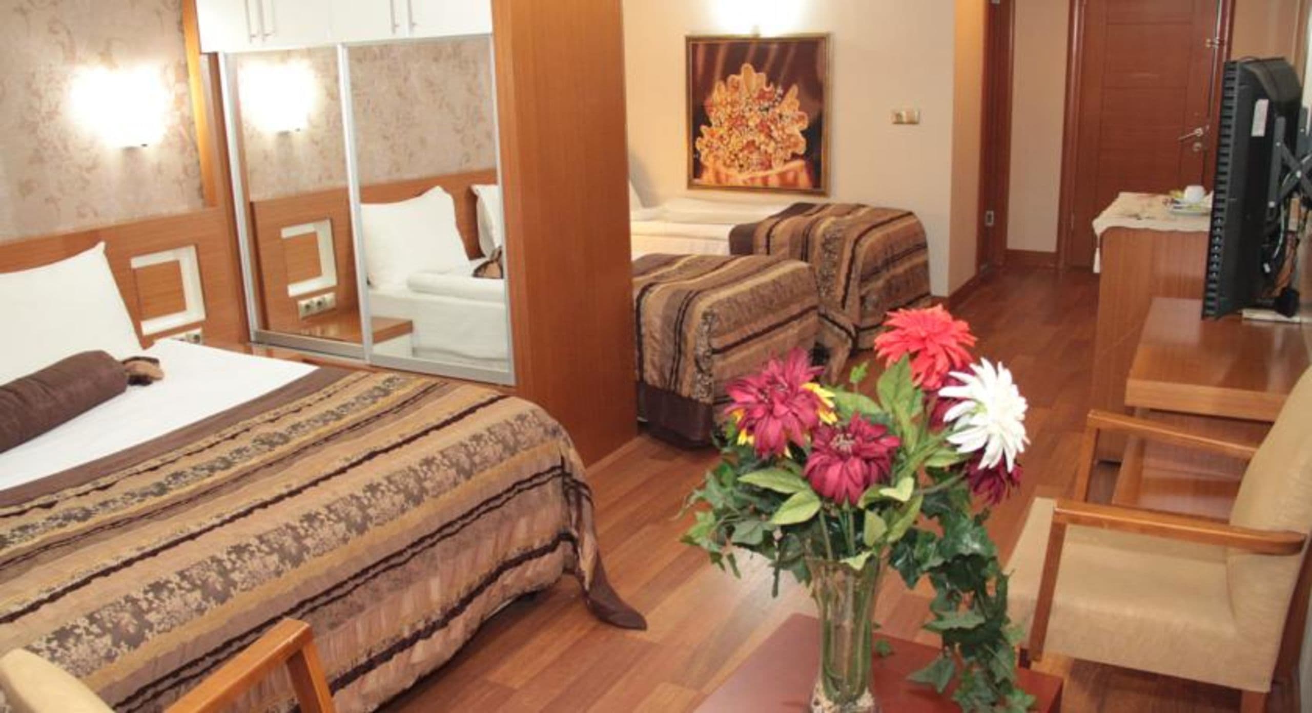 Bc Burhan Cacan Hotel & Spa & Cafe Şişli-resim-2