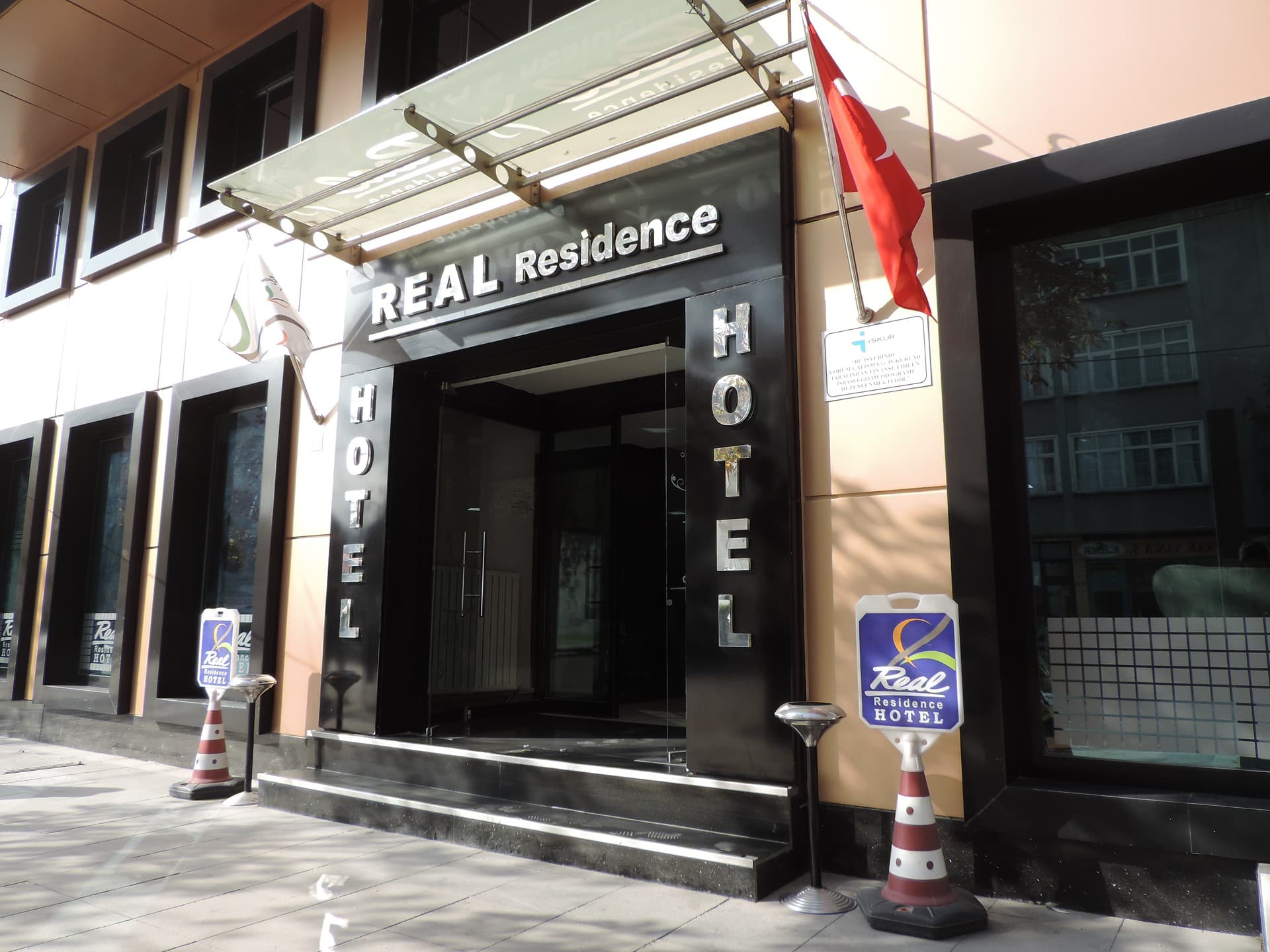 Real Residence Hotel-resim-4