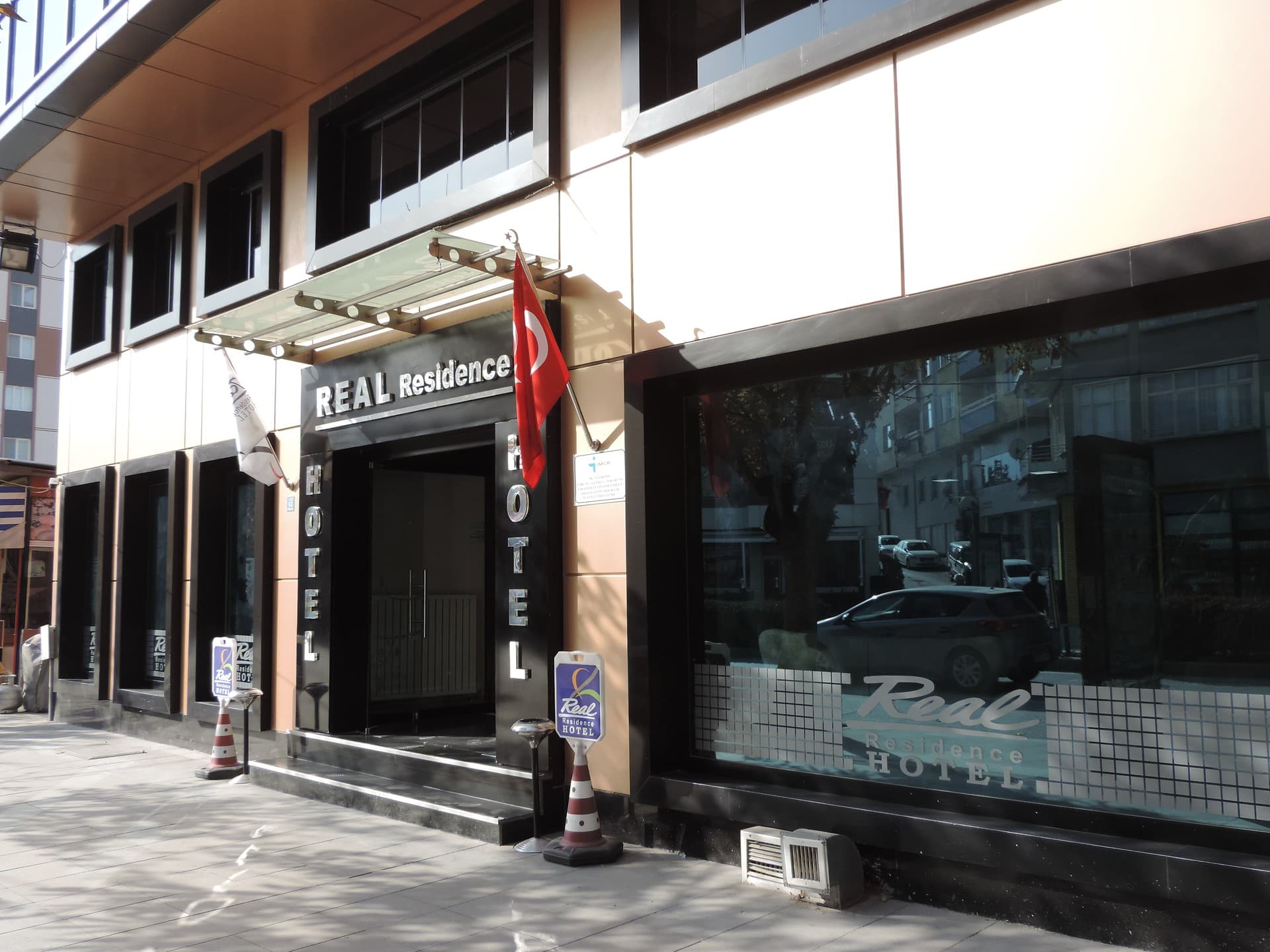 Real Residence Hotel-resim-3